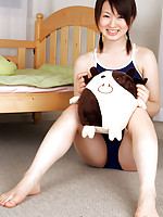 Naoko Sawano Asian in bath suit puts pillow between her sexy legs